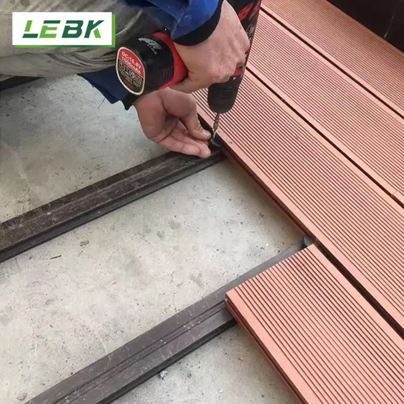 Installation of Vertical Pattern Protective Floor