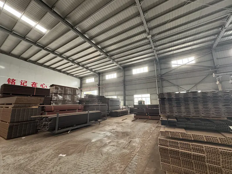 LEBK's factory warehouse image